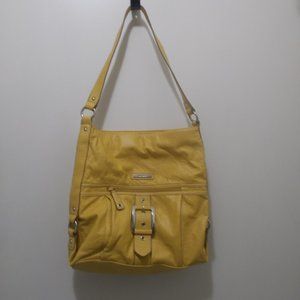 NINE WEST GOLD PURSE - FAUX LEATHER